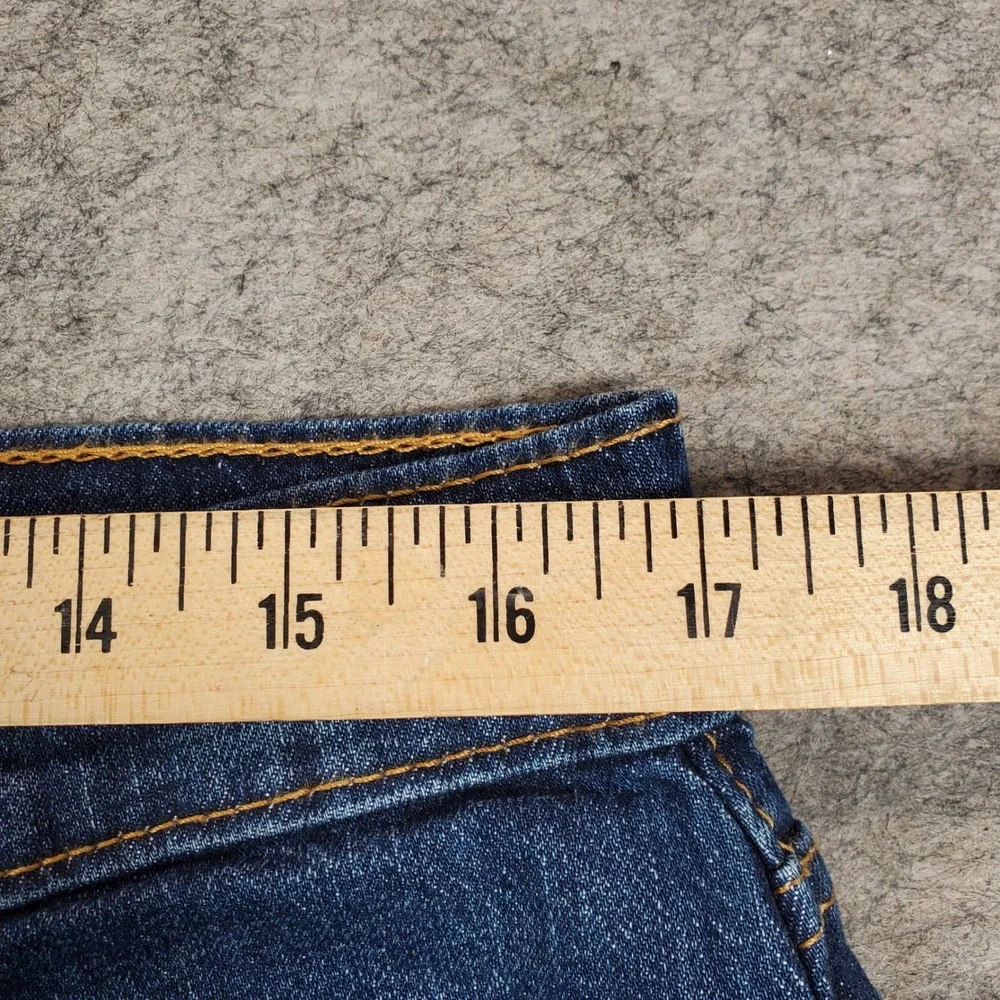 Levi's 559 Jeans Mens 33x32 Medium Wash Blue Denim Stretch Relaxed Straight NWT